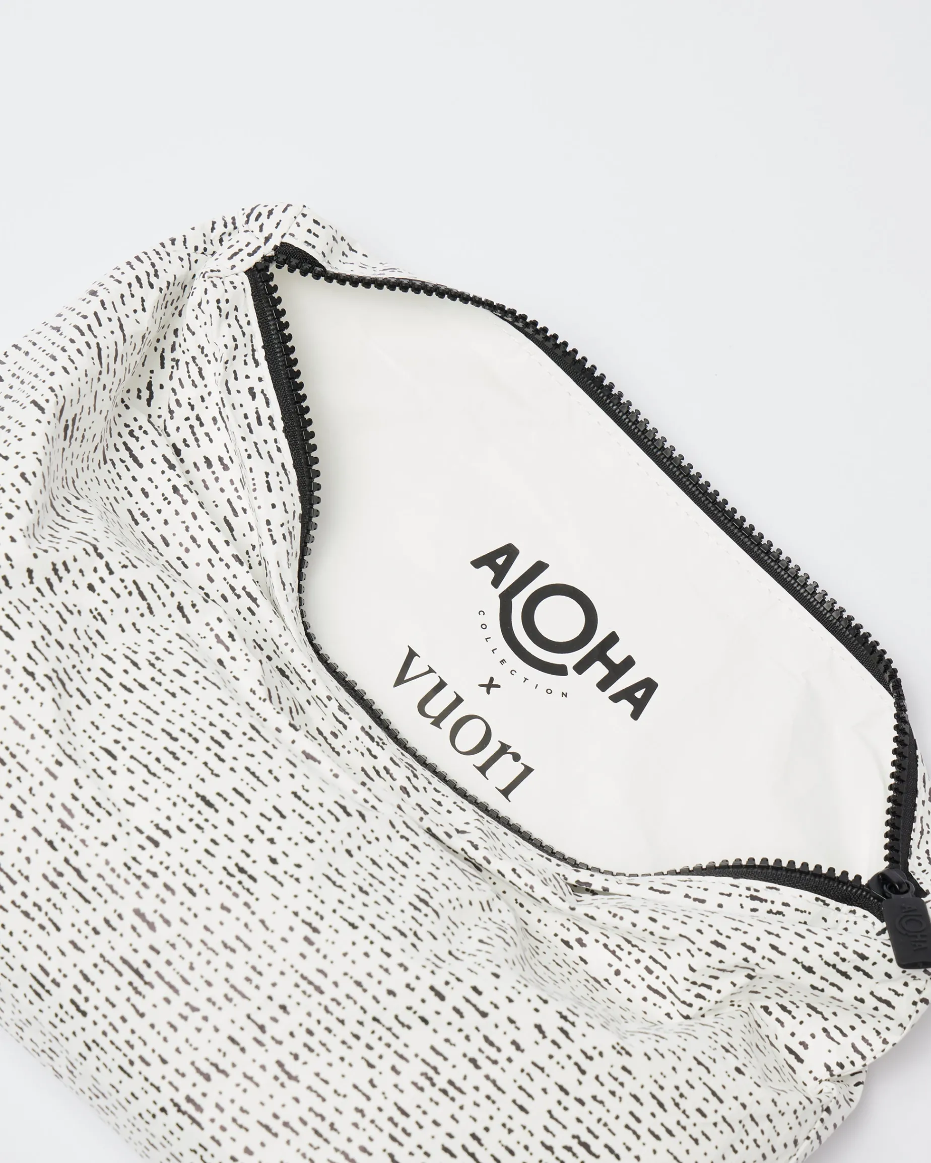 ALOHA-Mid Pouch