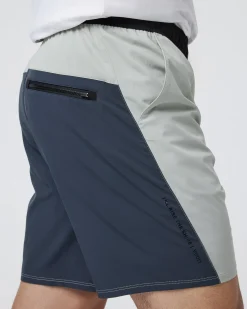 Chromatic Kore Short