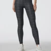 Clean Elevation Legging