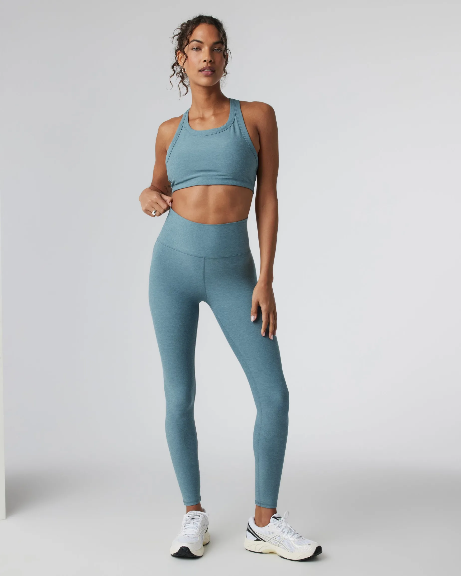 Clean Elevation Legging