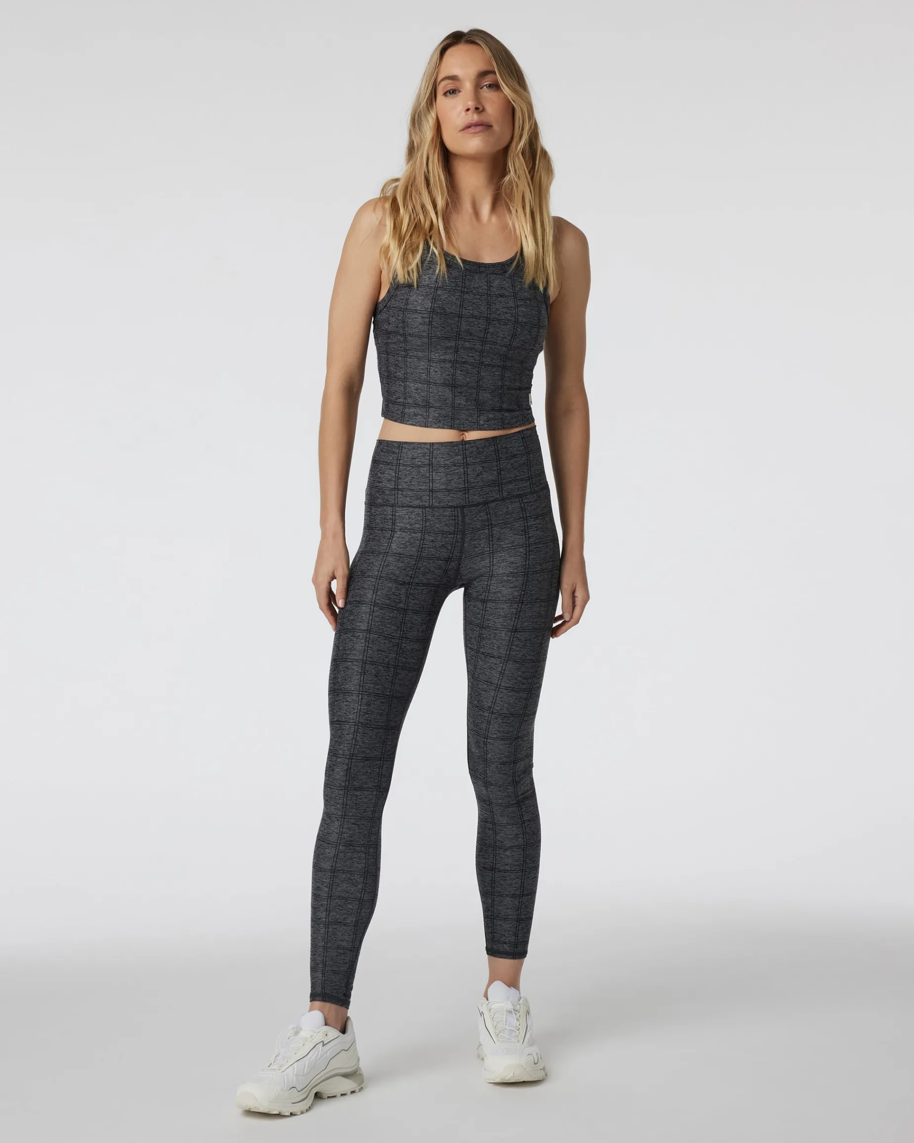 Clean Elevation Legging