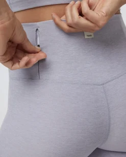 Clean Elevation Legging