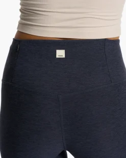 Clean Elevation Legging-Short