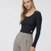 Long Sleeve Pose Scoop Tee