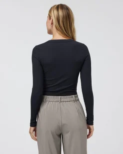 Long Sleeve Pose Scoop Tee