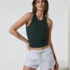 Pose Plyo Tank