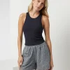 Pose Plyo Tank