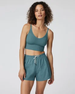 Quince Seamless Crop