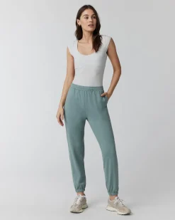 Sleeveless Cove V Neck
