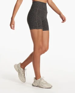 Studio Pocket Short