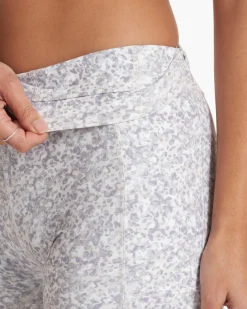 Studio Pocket Short