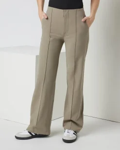 Womens Meta Wideleg - Short